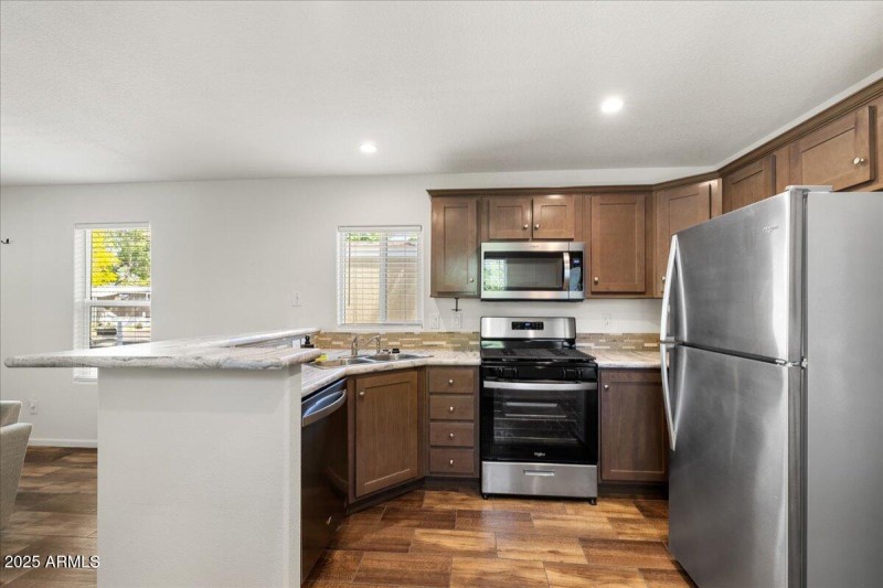 10-Kitchen