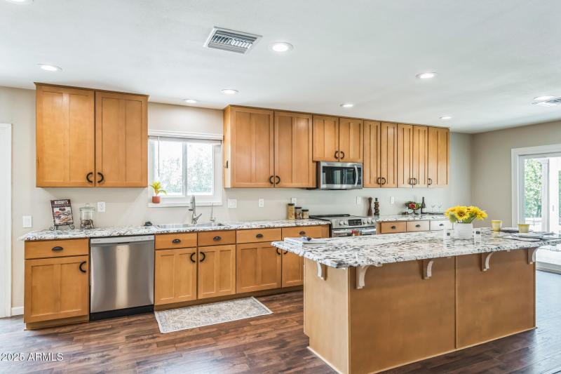 Kitchen2