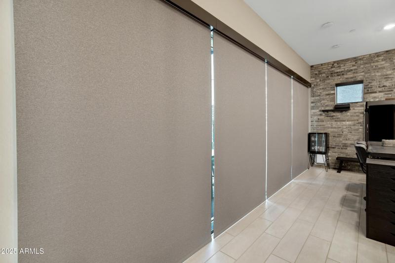 226 E Markwood Dr-22