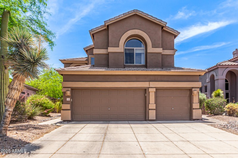 3055 N Red Mountain