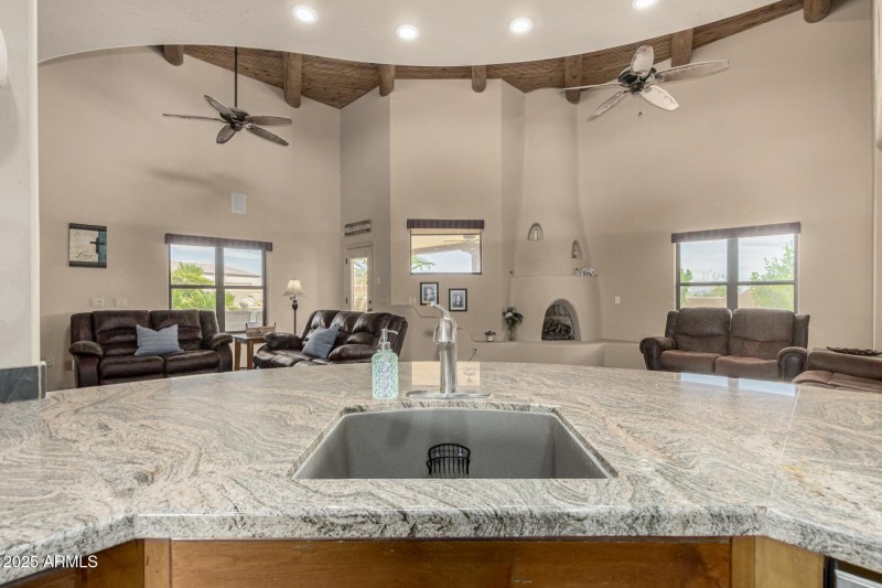 15 - Equestrian 11917