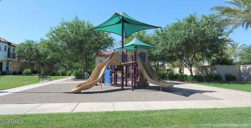 Community tot park