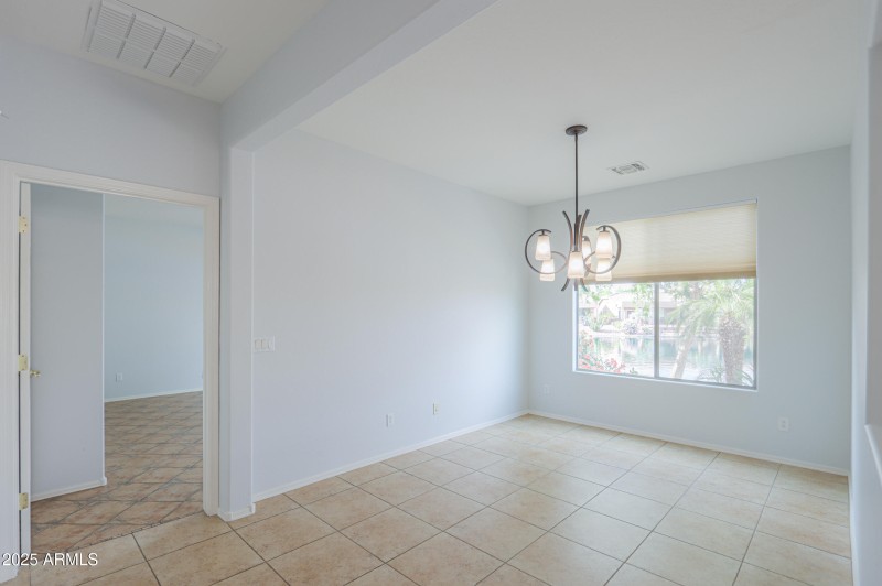 FORMAL DINING AREA
