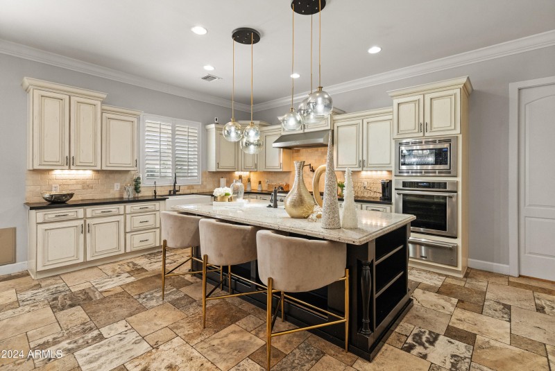 1409 E Dove Pl-35