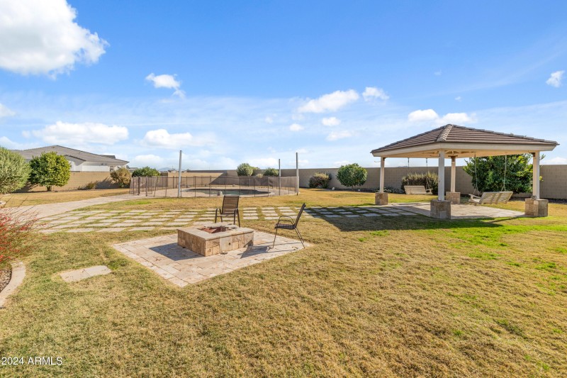 1409 E Dove Pl-75
