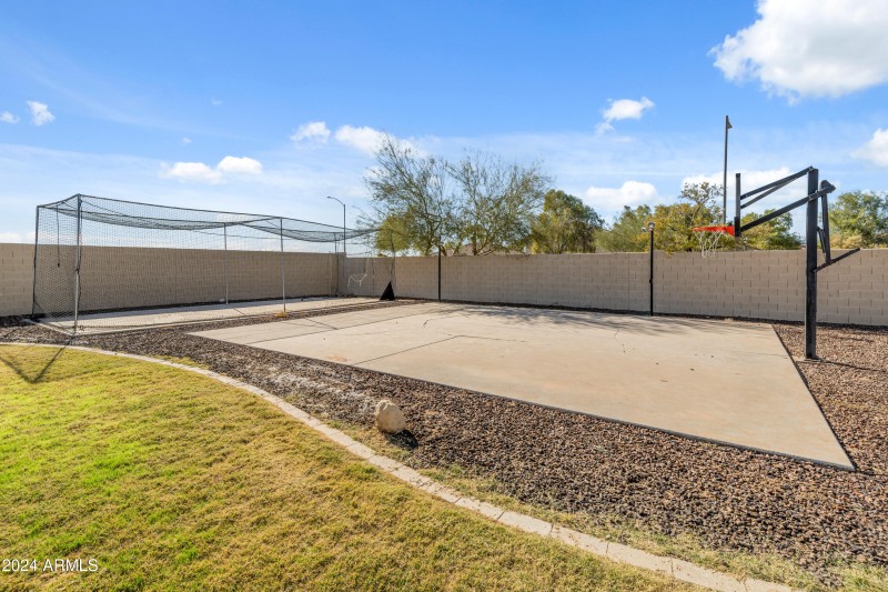 1409 E Dove Pl-76