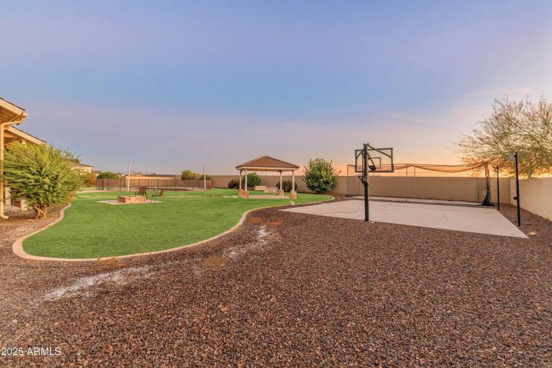 1409 E Dove Pl-93
