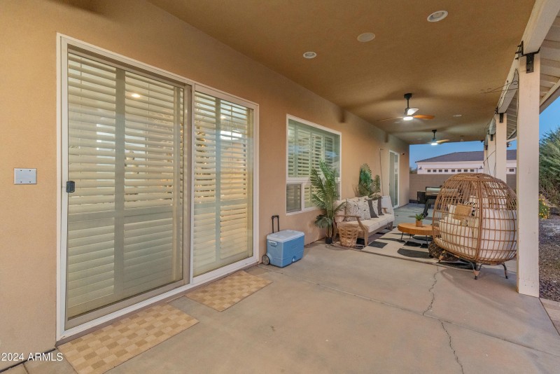 1409 E Dove Pl-105