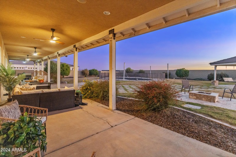 1409 E Dove Pl-108