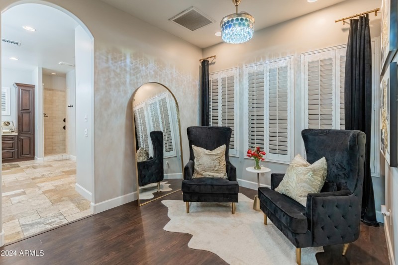 1409 E Dove Pl-128