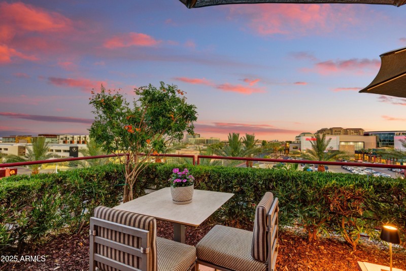 022_Balcony View