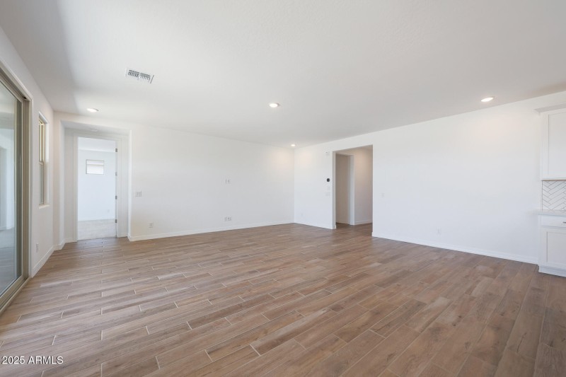 PHX_TierraVistoso_Lot 2010_Burgundy_1742