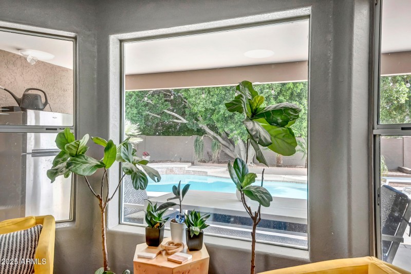 Breakfast Nook 2