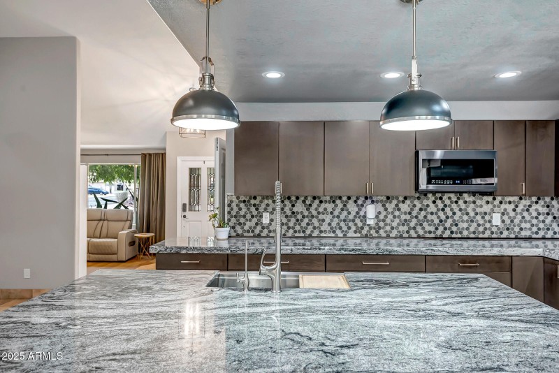 Kitchen 4