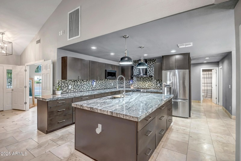 Kitchen 3