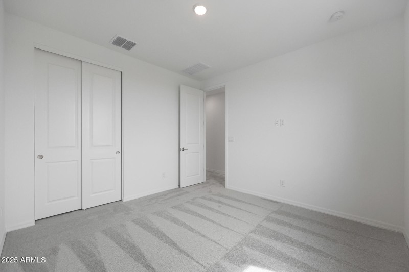 PHX_Tyler Ranch_Lot 1066_Lagoon_24216_Be
