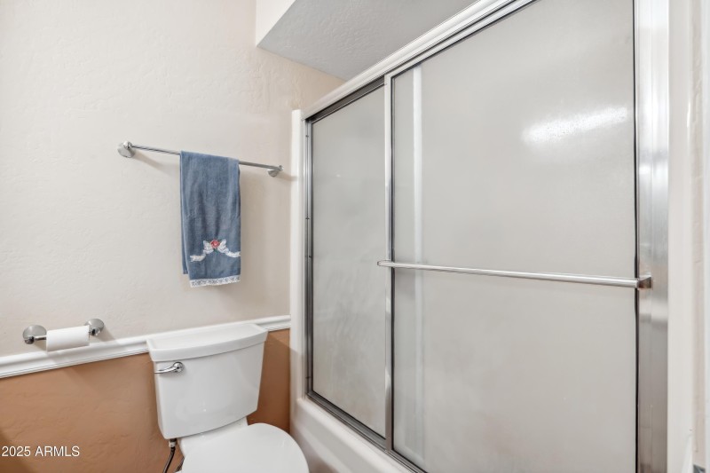 Full Guest Bathroom