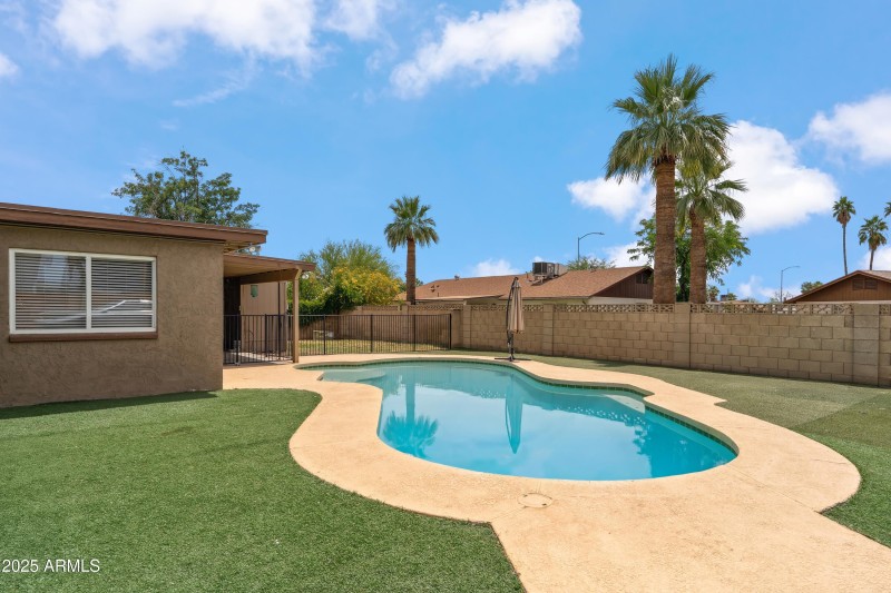 Diving Pool