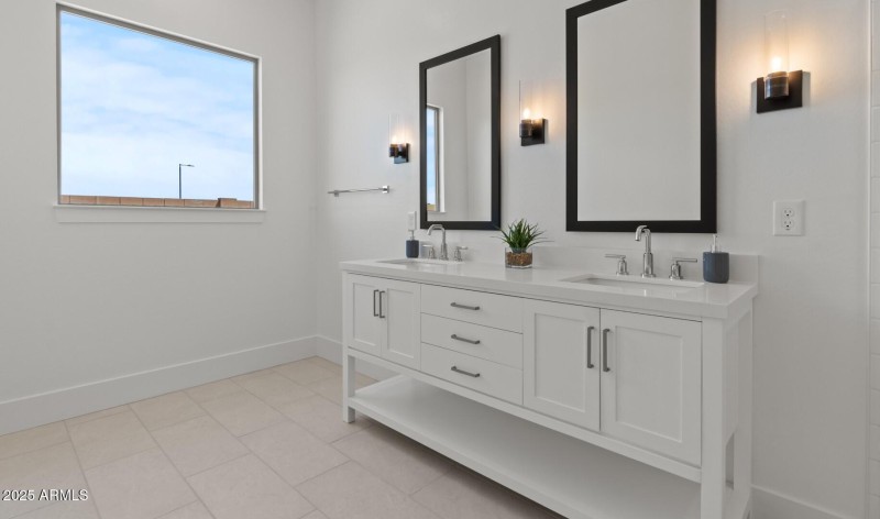 Edgewood Lot #26 Primary Bath (2) (Large
