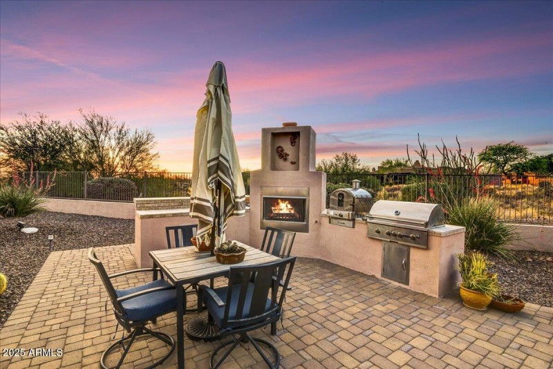 30-Outdoor Living