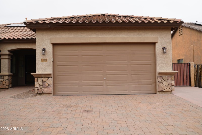 DoubleGarage