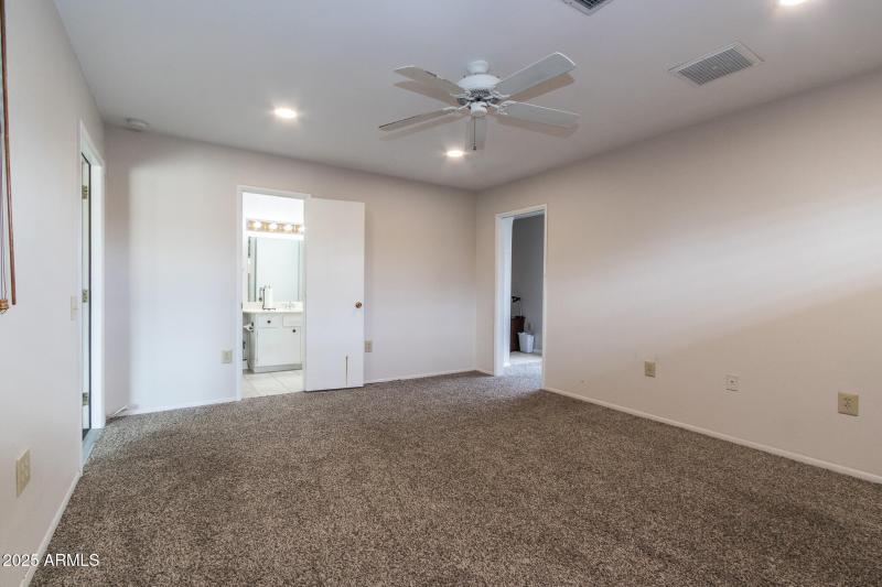 IMG_7476-Enhanced-NR