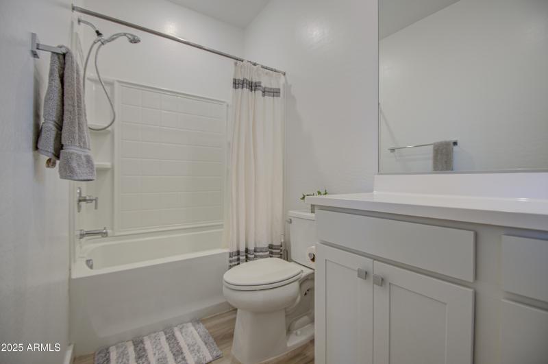 Bathroom 2-pic 1