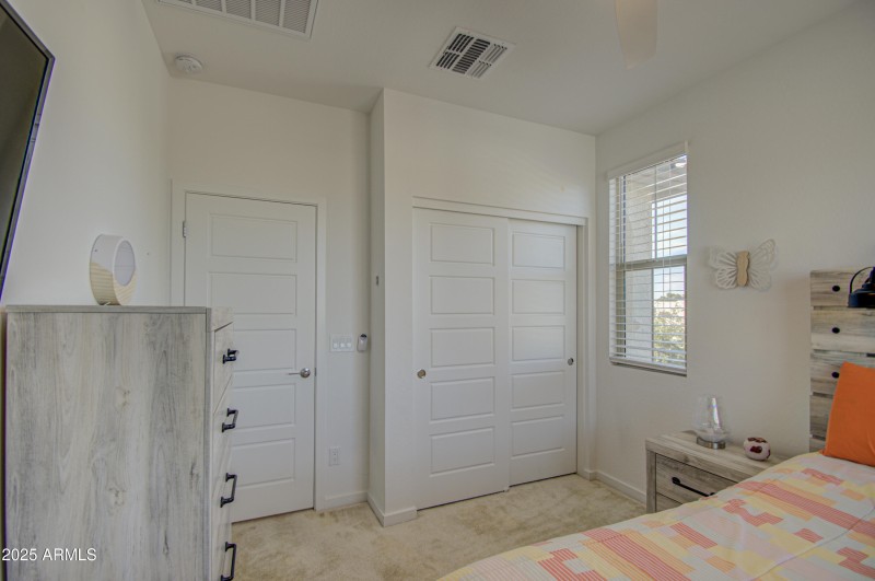 Bedroom 3-pic 2