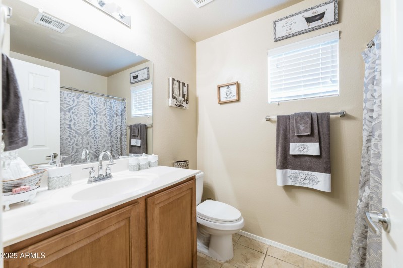 2725 E Mine Creek Rd 1208-2768