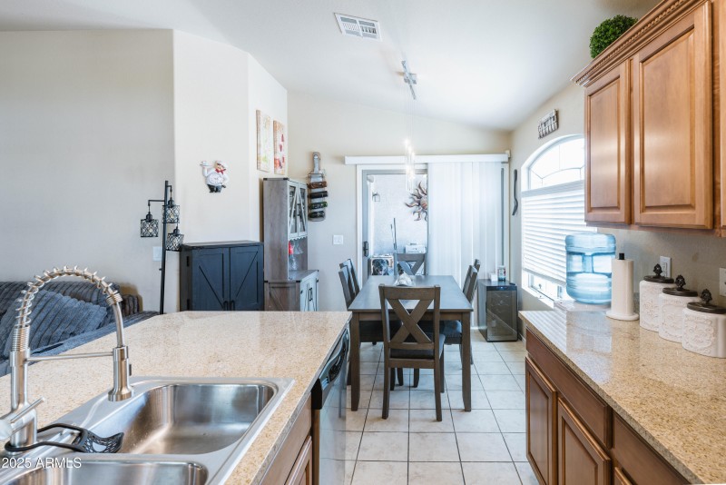 2725 E Mine Creek Rd 1208--3