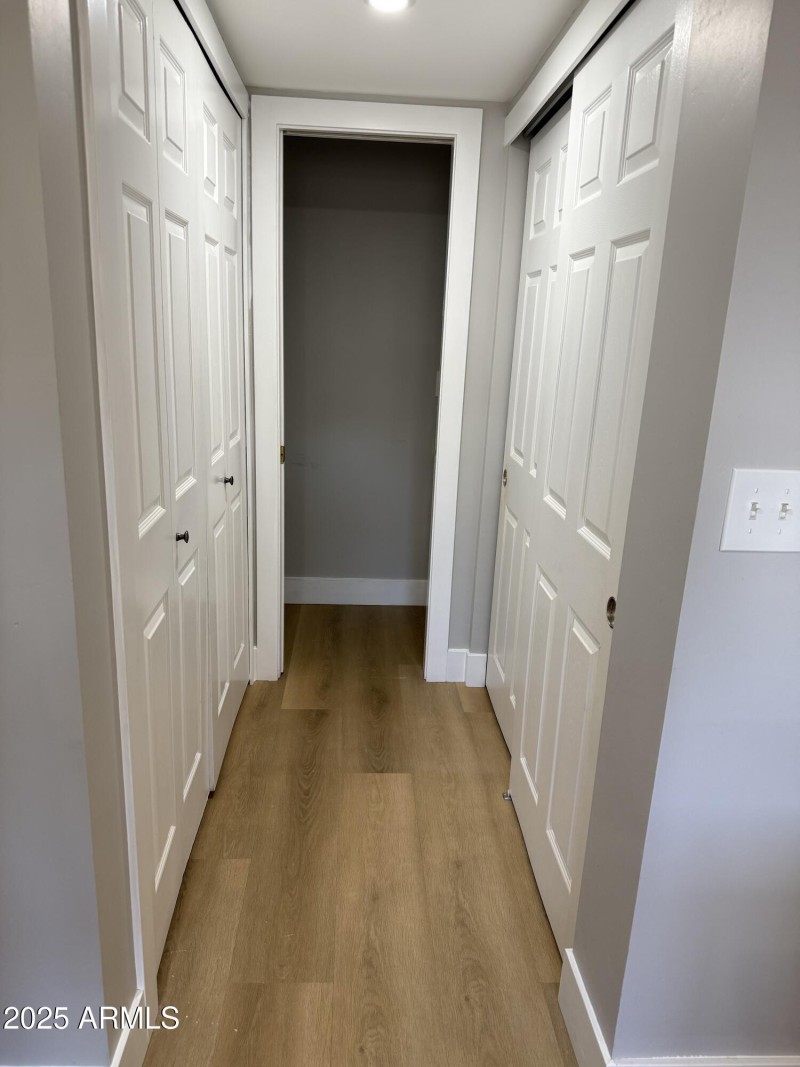 hallway to powder room/w/d
