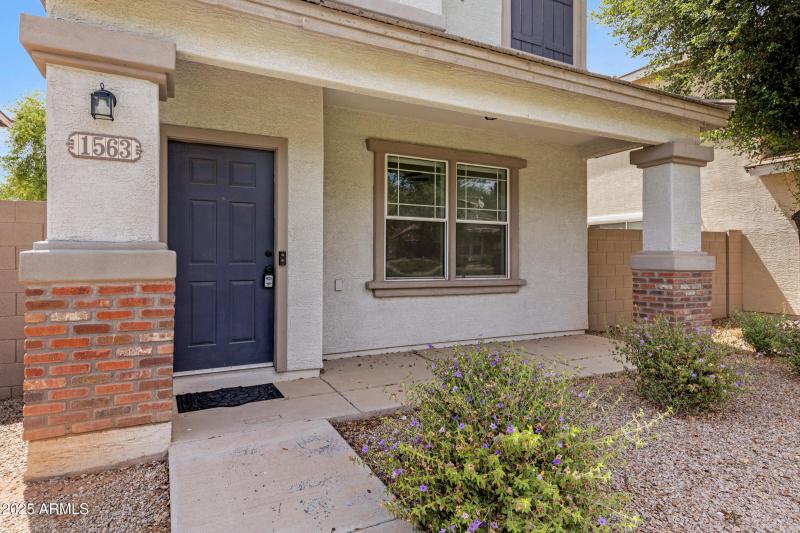 1563 S Longspur Ln-4