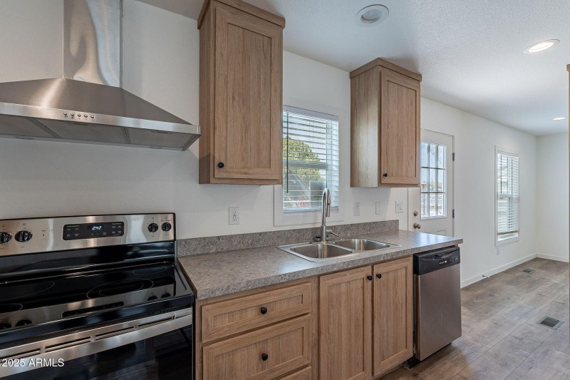 14-web-or-mls-96th-15