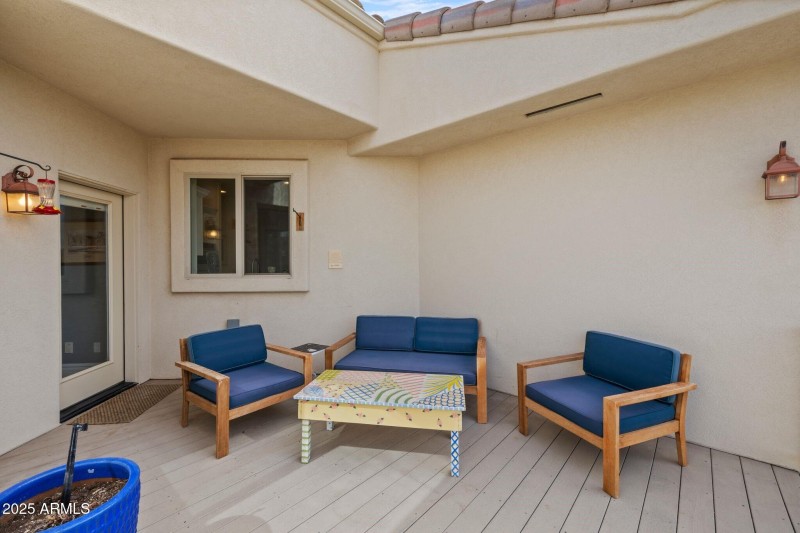 041_199Patio off Primary Bedroom