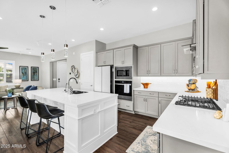 11233 N. Blakely Street, Surprise, AZ
