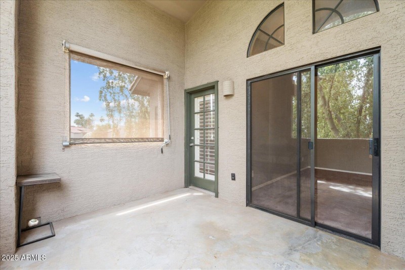 Covered Porch2