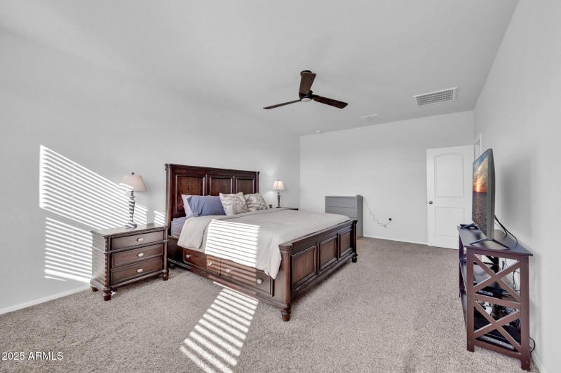 36085 W Prado St-24