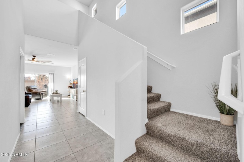 36085 W Prado St-11