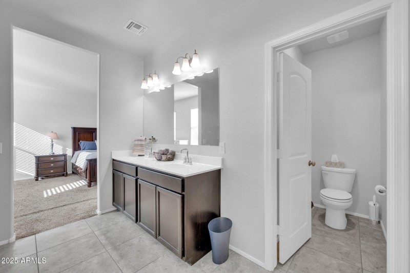36085 W Prado St-21