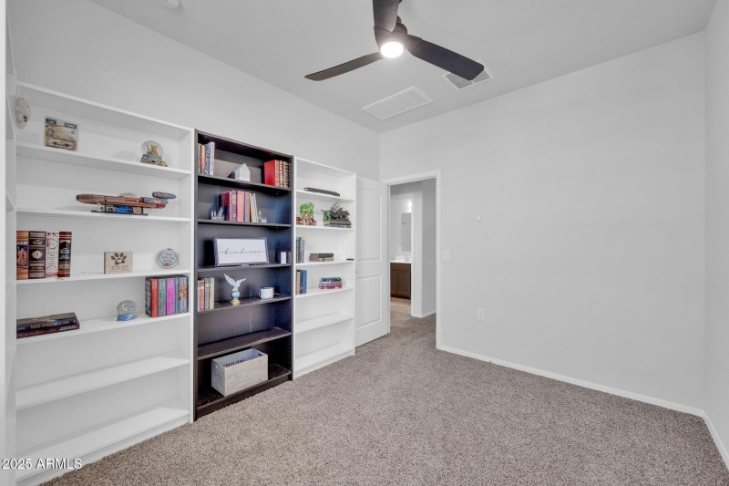 36085 W Prado St-33