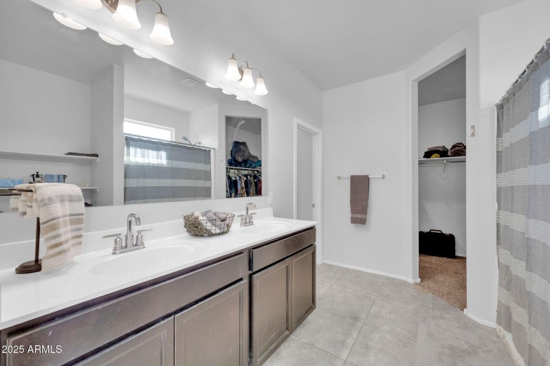 36085 W Prado St-23