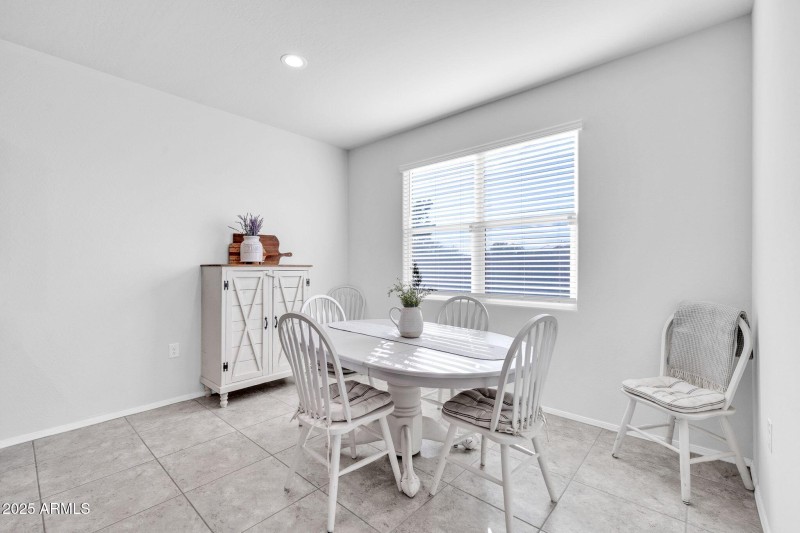 36085 W Prado St-10
