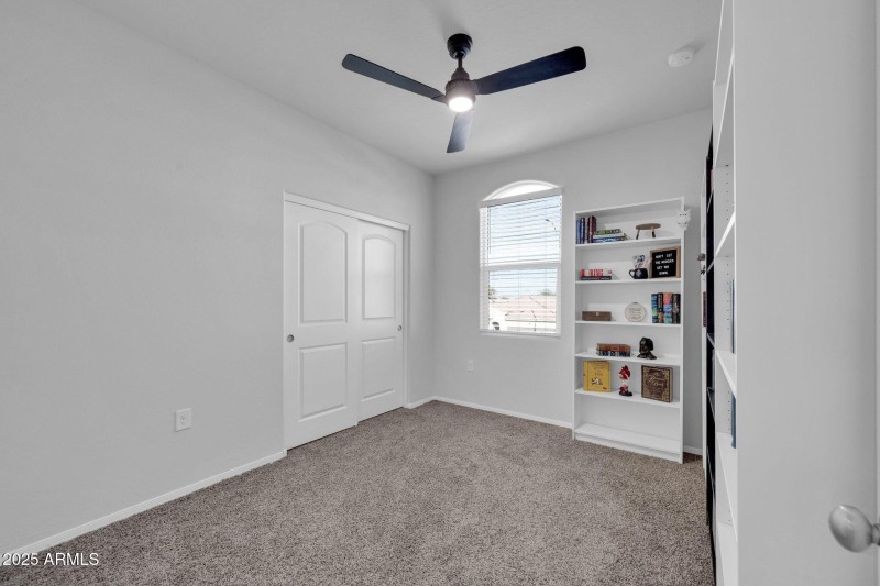 36085 W Prado St-34
