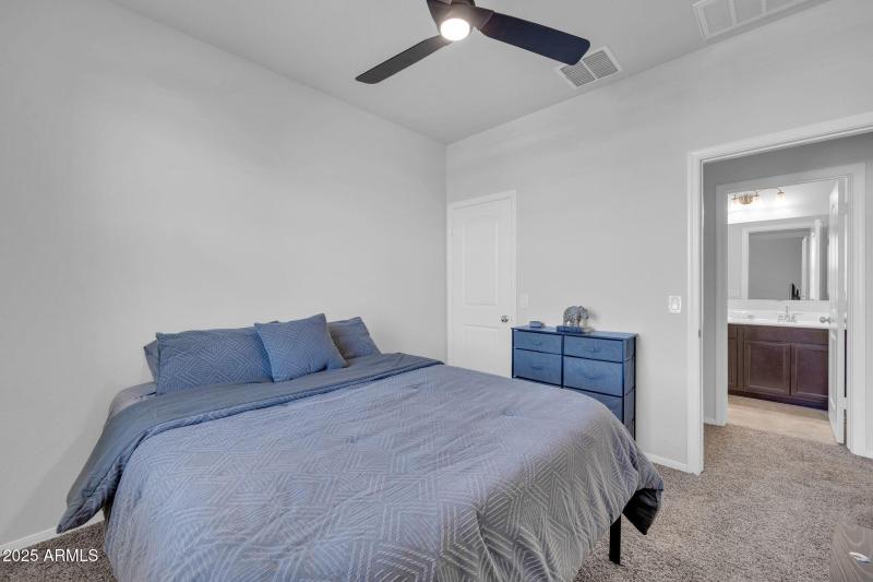 36085 W Prado St-30