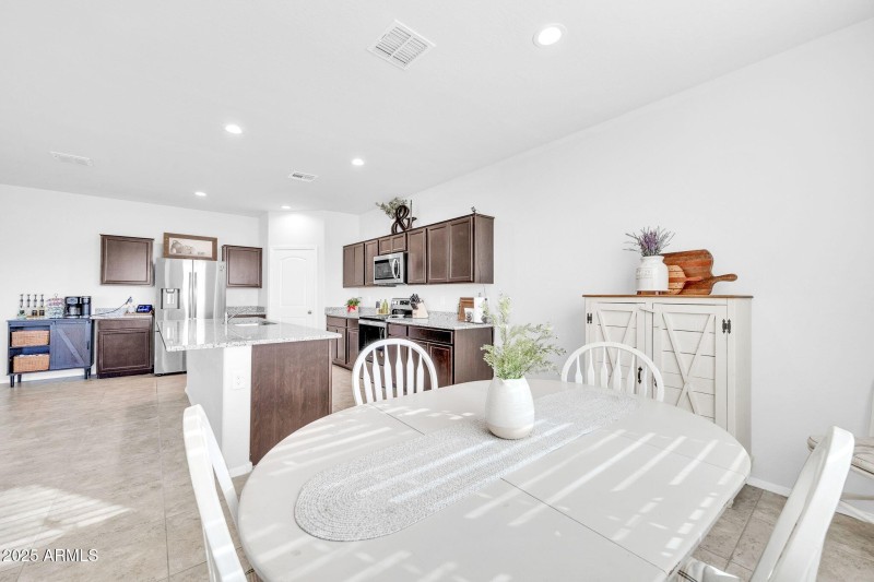 36085 W Prado St-9
