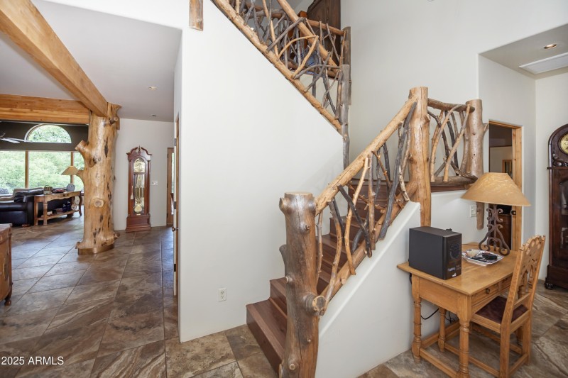 02 Entryway