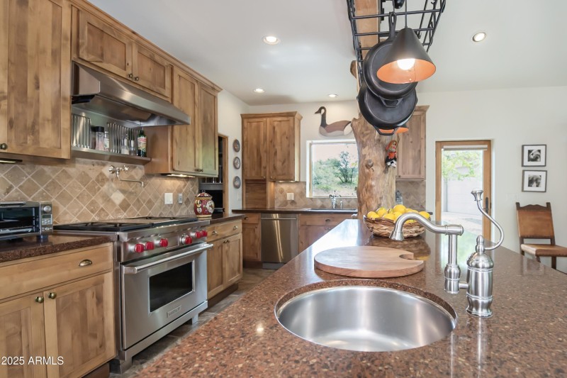 03 Kitchen e