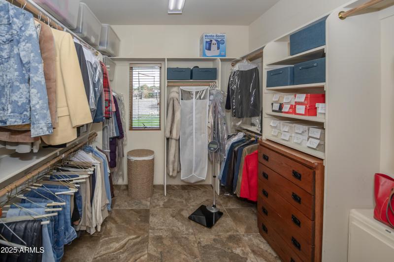07 Master Closet