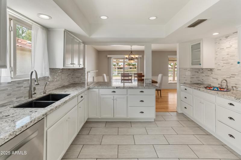 26034 S Eastlake Dr-12