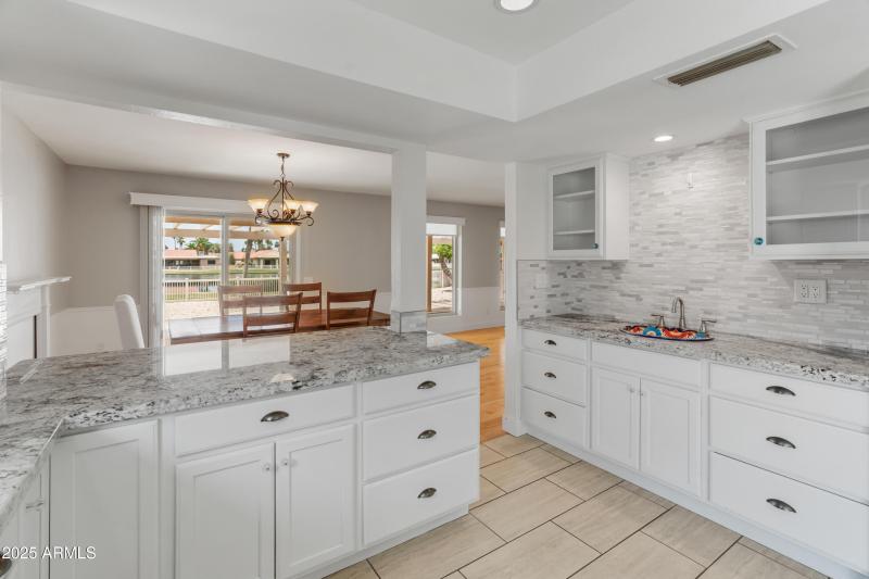26034 S Eastlake Dr-13